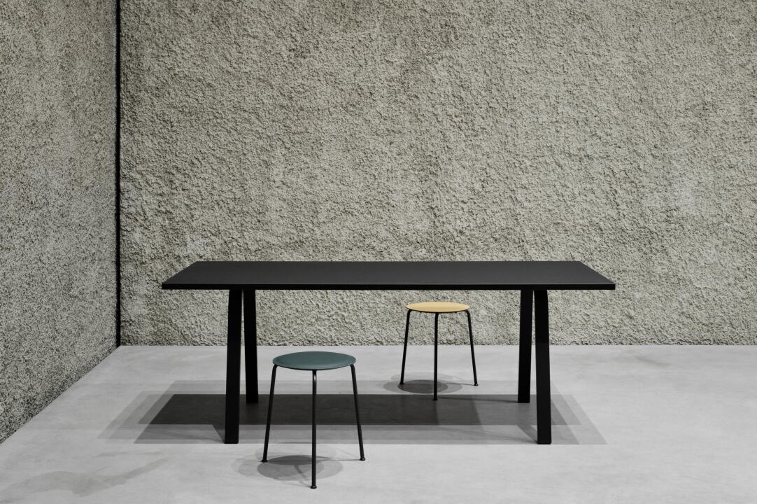 Home office linoleum table with Din legs