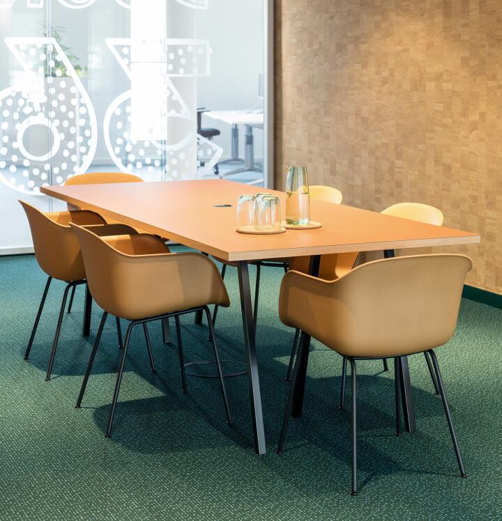 Linoleum Konferenztisch