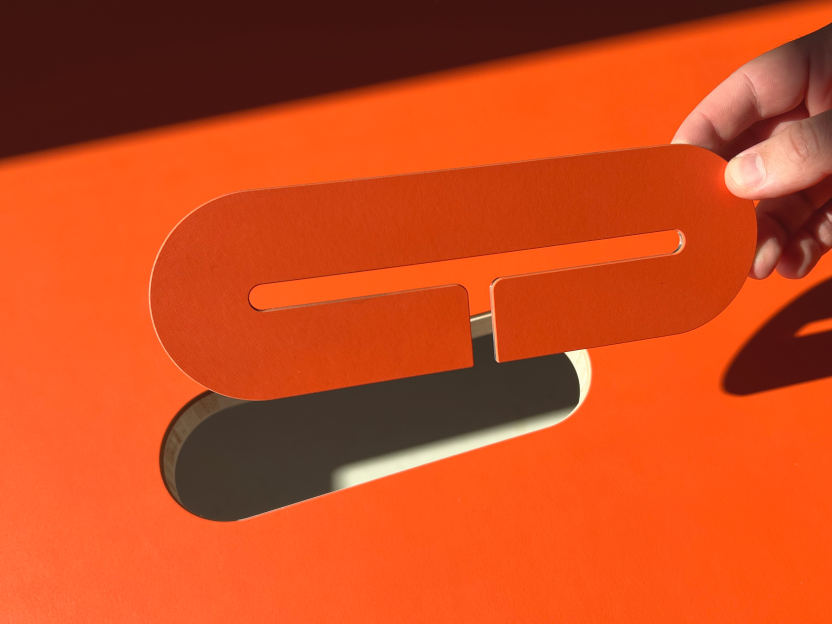 Cable cover oval