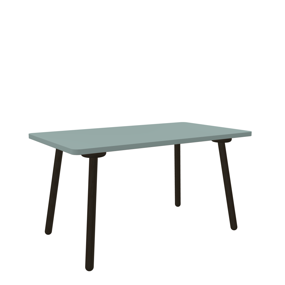 MT2 Tisch - Form Eckig - Länge 140,00 cm - Tiefe 80,00 cm - Radius 4,00 cm - Stärke 3 cm - Oberseite Linoleum, 4004 Blue Haze - Kern Stäbchenplatte - Kante Linoleum, 4004 Blue Haze - Kantenschräge 90° / MT2 Tischbeine - Material und Farbe Holz, Eiche, schwarz gebeizt, matt geölt - Set 4 Tischbeine